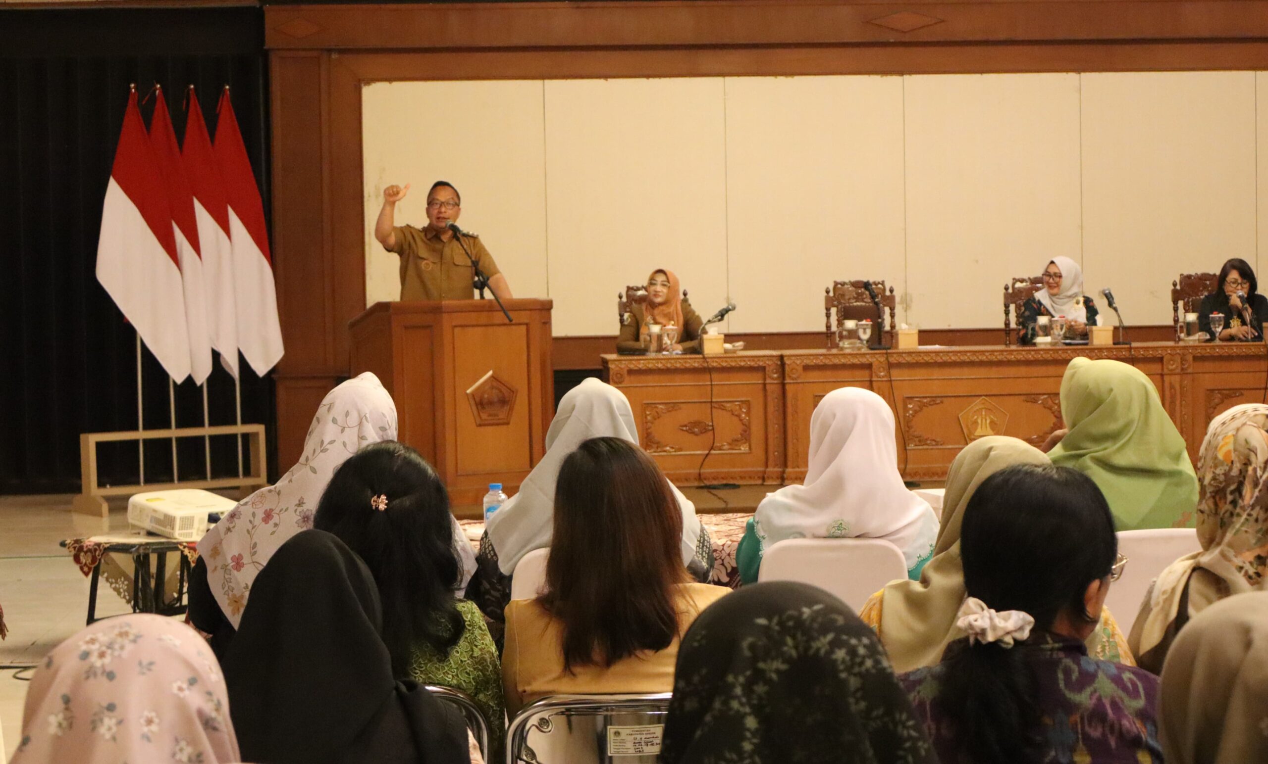 Wabup Alif : Perempuan Gresik bukan Objek Pembangunan