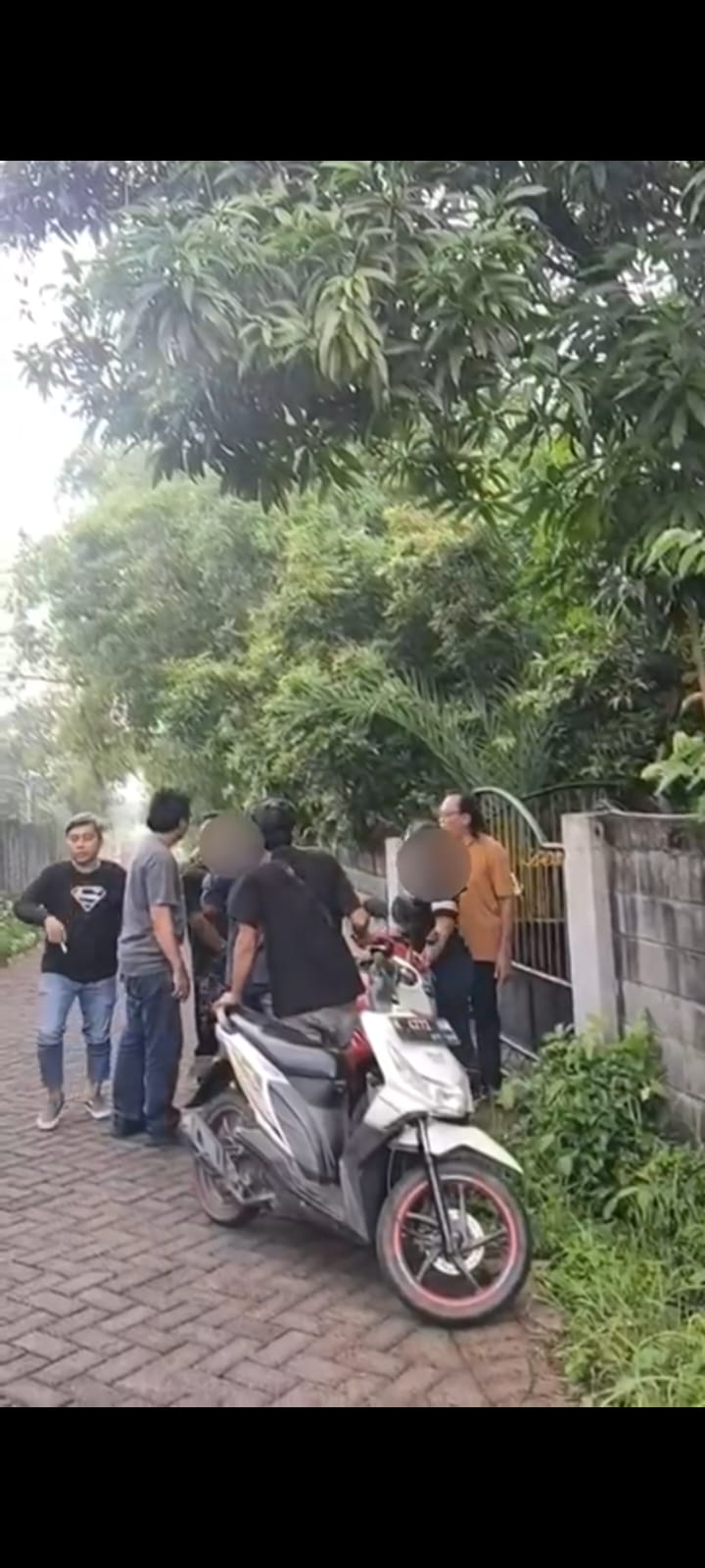 Polres Gresik Ringkus Pencuri dan Penadah Ponsel