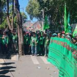 Ratusan Buruh PT Indonesia Marina Shipyard Geruduk DPRD Gresik