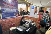 Polres Gresik Buka Layanan SKCK Online di Job Fair 2026
