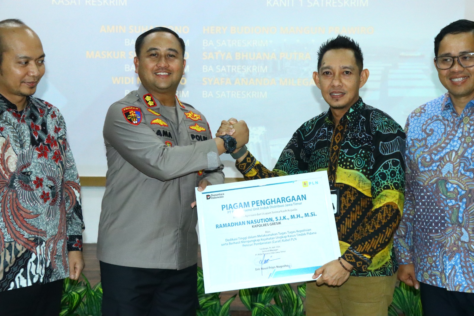PLN UID Jawa Timur Beri Apresiasi Polres Gresik atas Pengungkapan Kasus Pencurian Kabel Jaringan Listrik