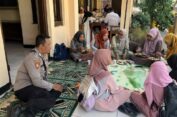 Polsek Wringinanom Pererat Silaturahmi Warga dan Berbagi Keberkahan dengan Makan Bersama