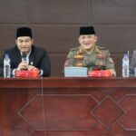 Satpol PP Gresik Gandeng MUI dan DPRD Gresik  Bina 30 Pemilik Warung
