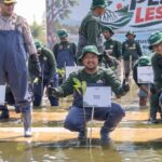 Tanam 10 Ribu Bibit Mangrove Tandai Kick Off Program Konservasi Mangrove Pesisir Lestari di Gresik