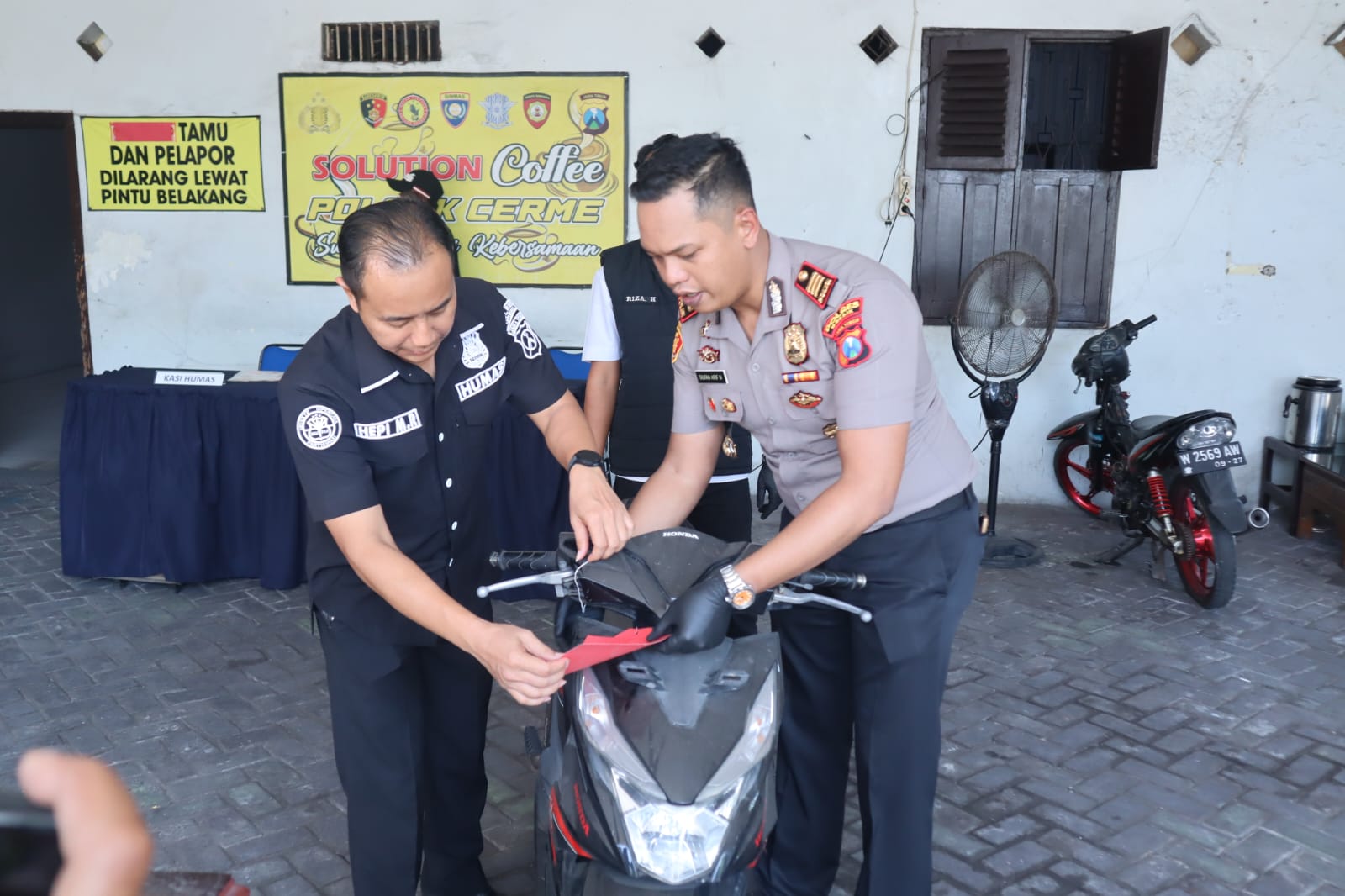Polsek Cerme Ungkap Kasus Penipuan Calo Ekspedisi ke Kalteng