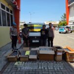 Satreskoba Polres Gresik Amankan Ratusan Botol Miras Arak Bali