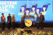 Perkuat Pendekatan STEM  agar Lulusan Perguruan Tinggi Miliki Kompetensi Sesuai Kebutuhan Dunia Kerja ﻿