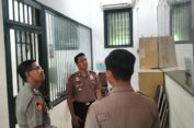 Pastikan Keamanan dan  Kesehatan Tahanan, Wakapolres Gresik Cek Langsung Rutan Sat Tahti