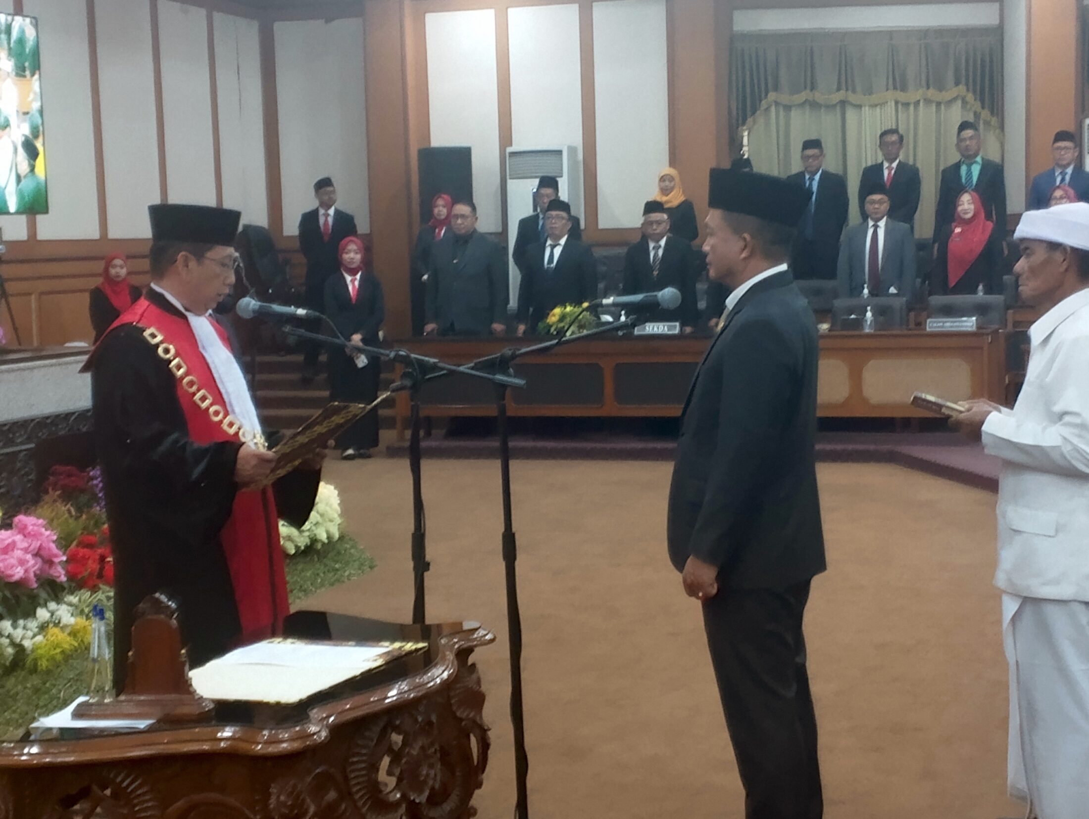 Wongso Duduki Wakil Ketua DPRD, Atek Riduan Gantikan Jabatan Ketua Komisi II