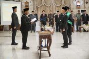 Lantik Edy Hadisiswoyo Sebagai Pj Sekda Gresik, Bupati Tekankan Penguatan PAD
